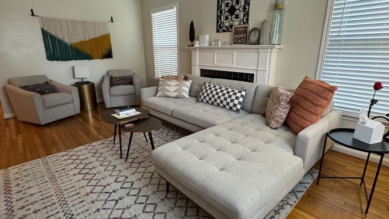 Photo of Livingroom in South Central Houston