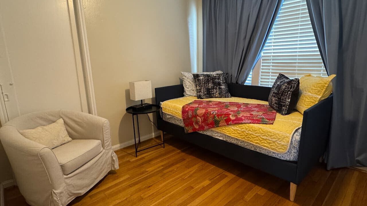 Photo of Livingroom in South Central Houston