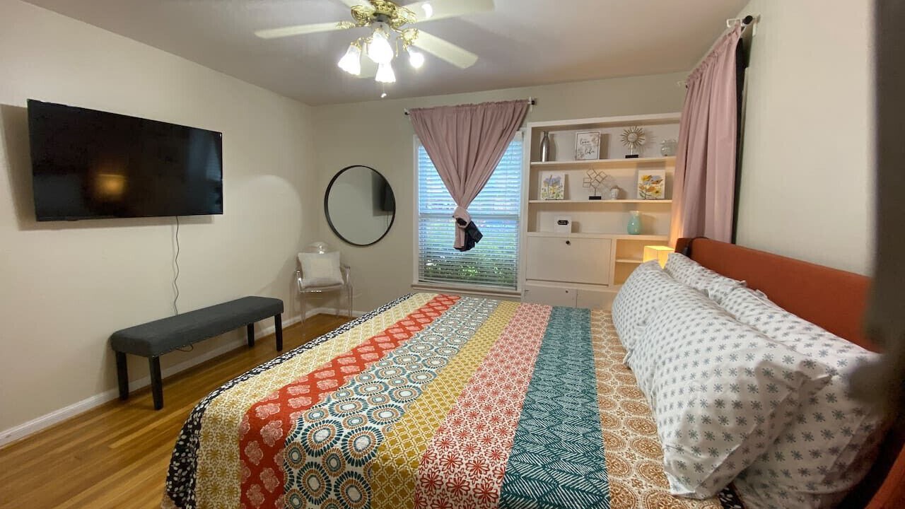 Photo of Bedroom in South Central Houston