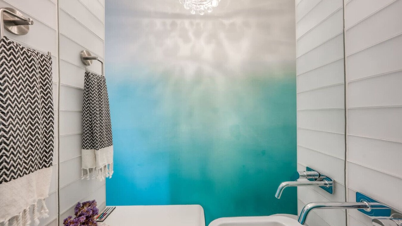 Photo of Bathroom in South Central Houston