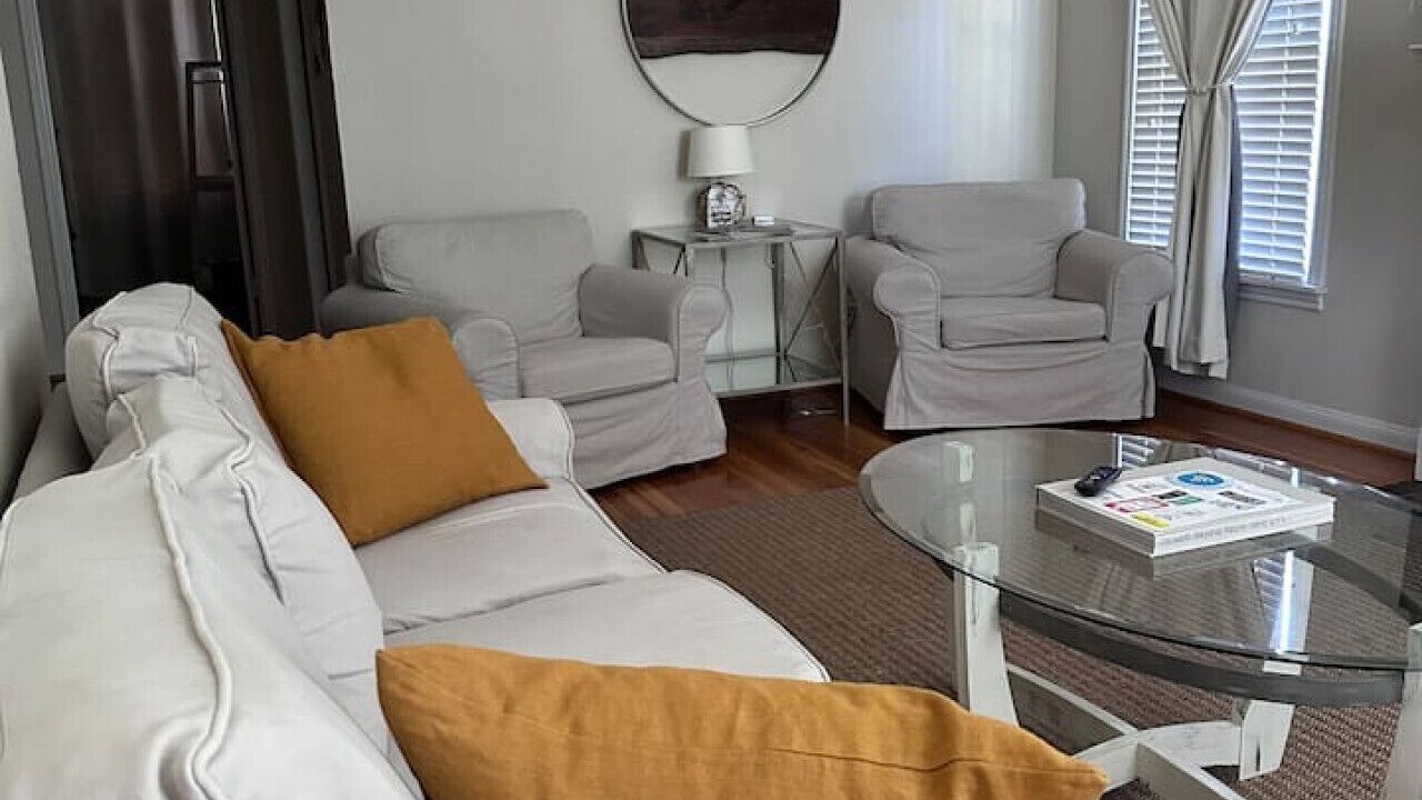 Photo of Livingroom in South Central Houston
