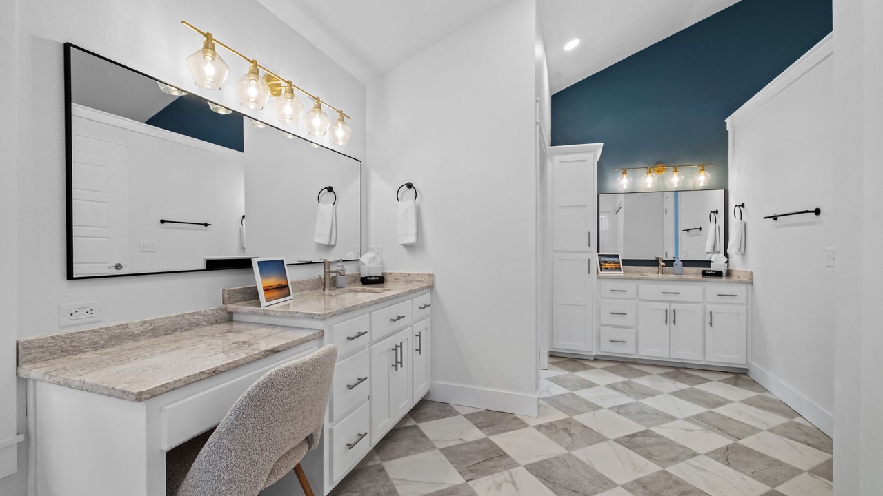 Photo of Bathroom in Grove