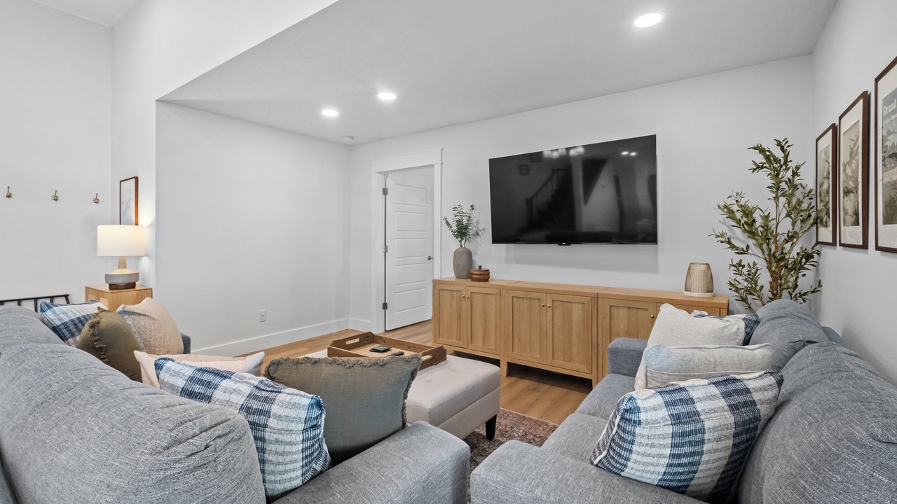 Photo of Livingroom in Grove