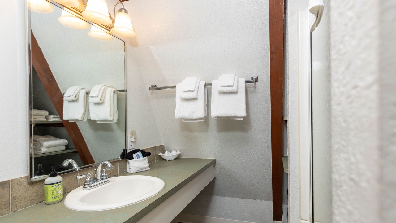 Photo of Bathroom in Otter Rock