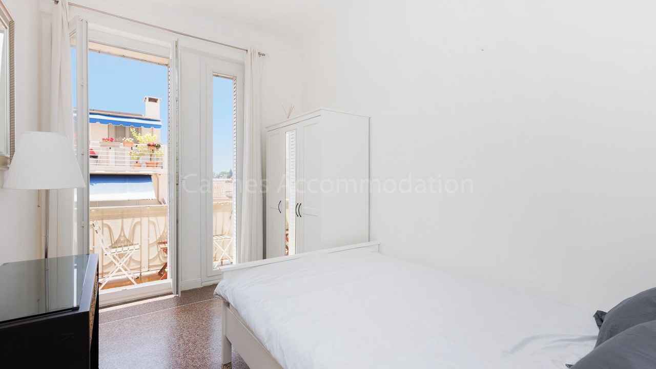Photo of Bedroom in Heres