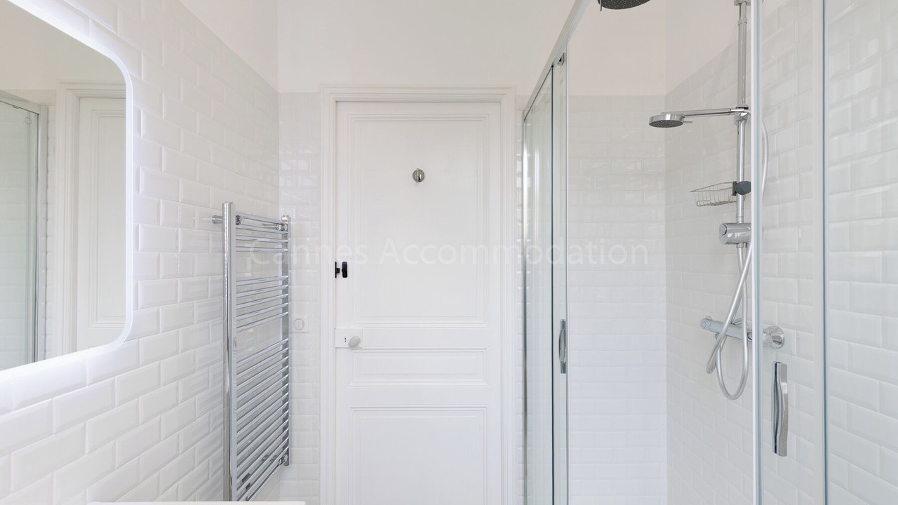 Photo of Bathroom in Heres