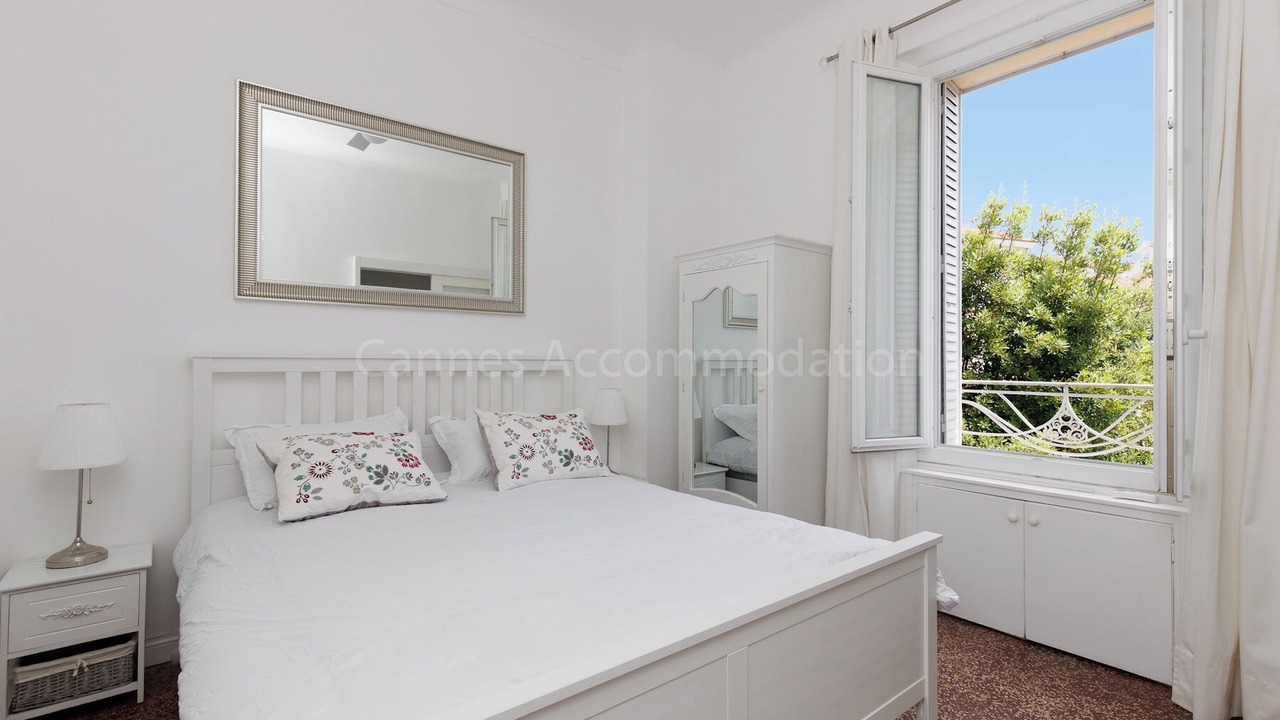 Photo of Bedroom in Heres