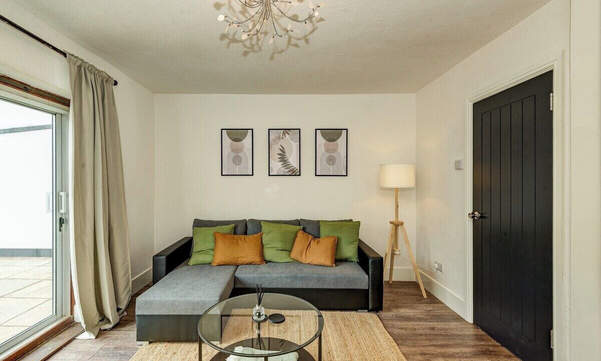 Photo of Livingroom in Gosport