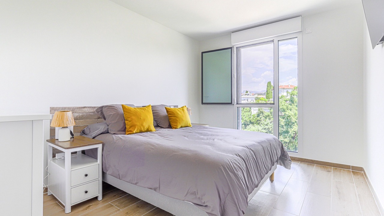 Photo of Bedroom in Saint-Laurent-du-Var