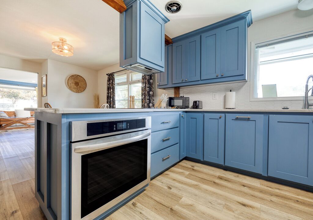 Photo of Kitchen in Downtown Klamath Falls