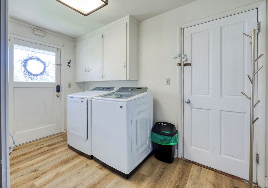 Photo of Others in Downtown Klamath Falls