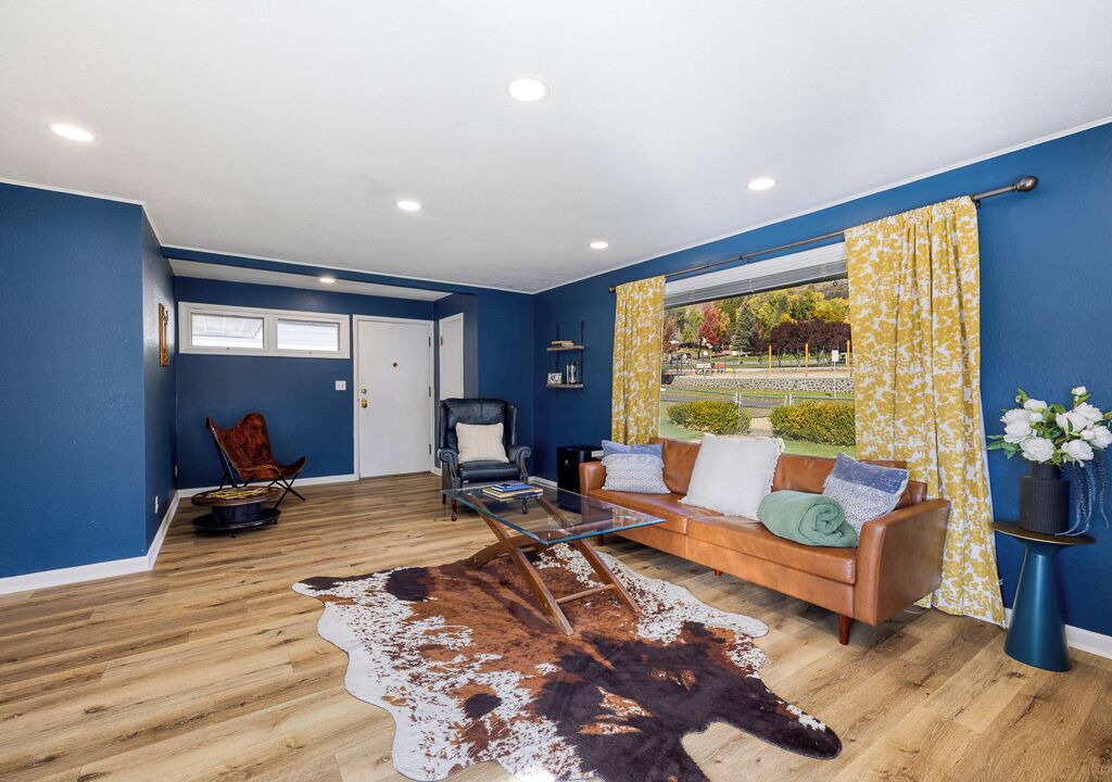 Photo of Others in Downtown Klamath Falls