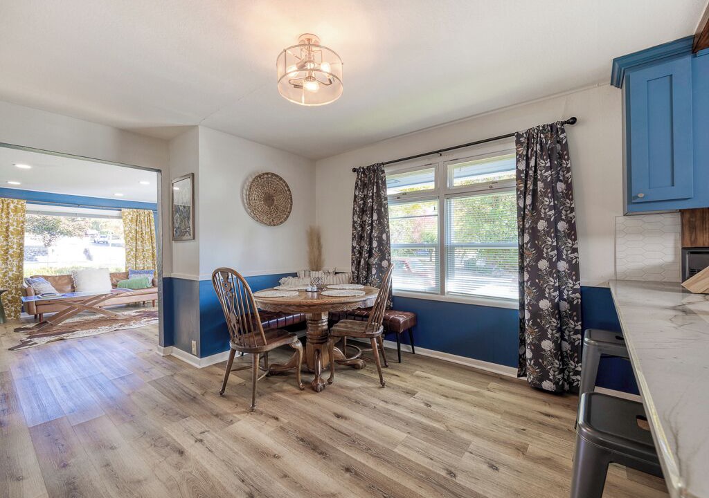 Photo of Others in Downtown Klamath Falls