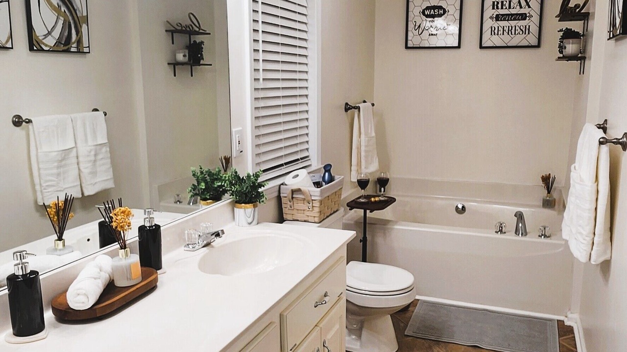 Photo of Bathroom in Acworth