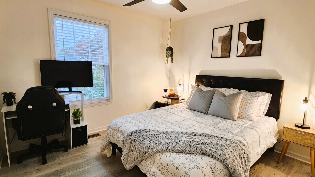 Photo of Bedroom in Acworth