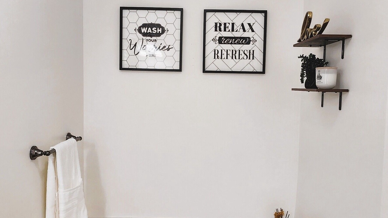 Photo of Bathroom in Acworth