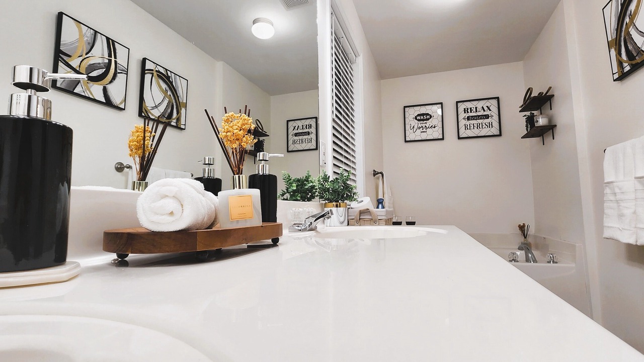 Photo of Bathroom in Acworth