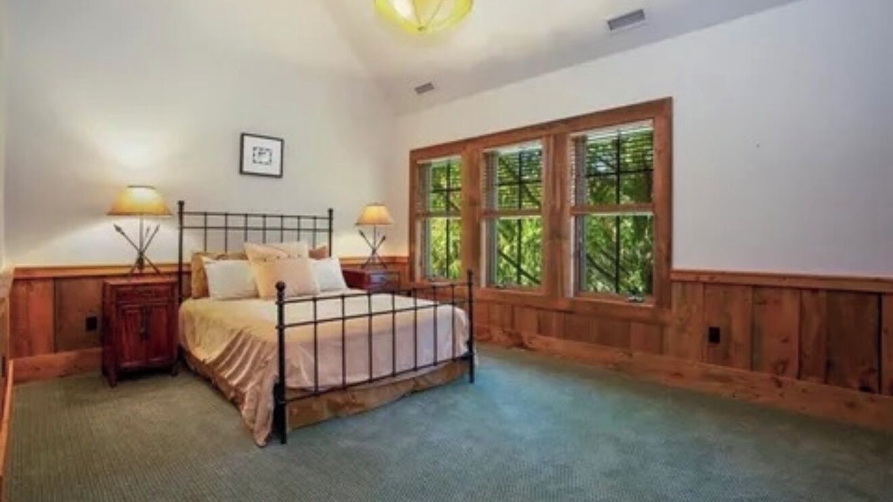 Photo of Bedroom in Goshen