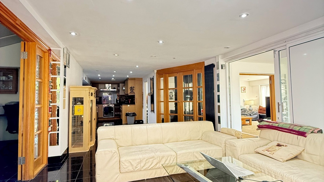 Photo of Livingroom in London Borough of Bromley