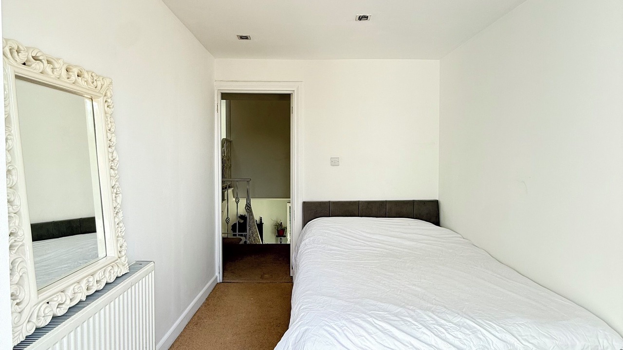 Photo of Bedroom in London Borough of Bromley