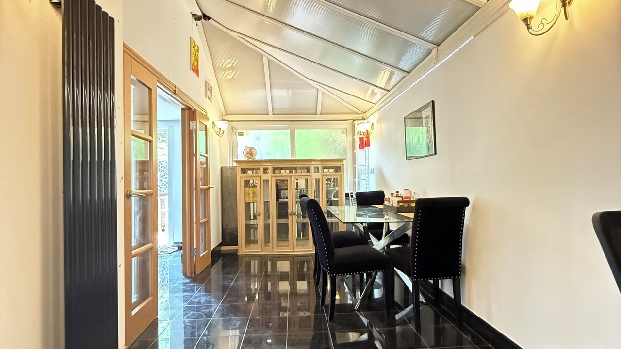 Photo of Livingroom in London Borough of Bromley