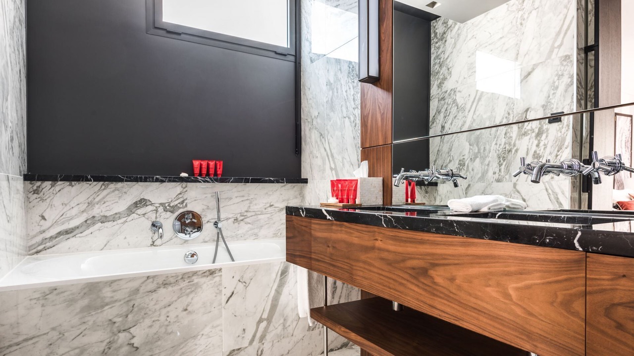 Photo of Bathroom in Porte-Dauphine