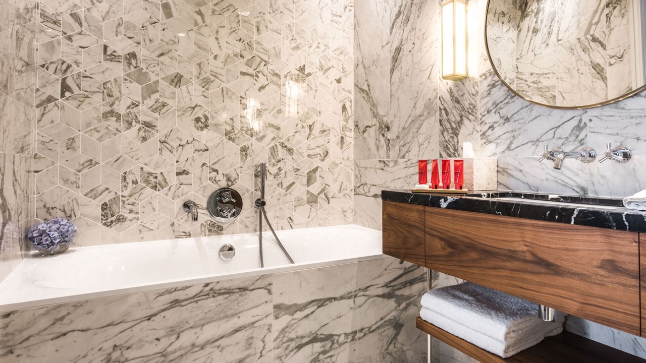 Photo of Bathroom in Porte-Dauphine