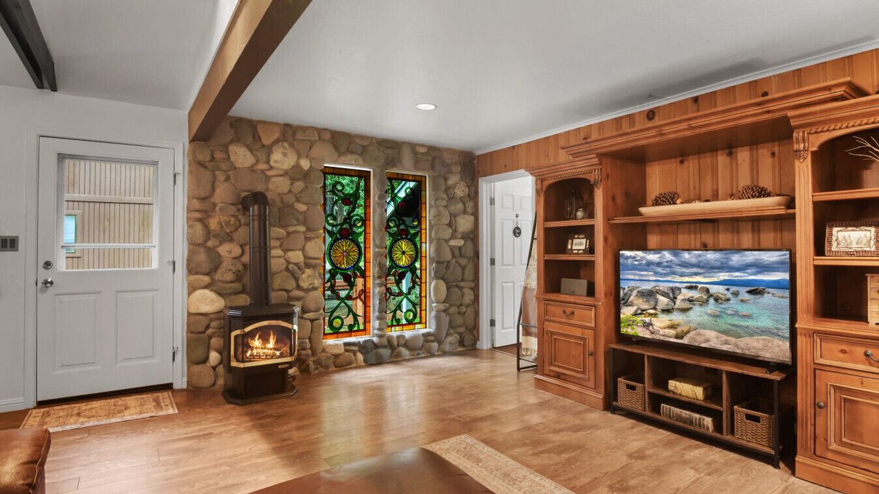 Photo of Bedroom in Kings Beach