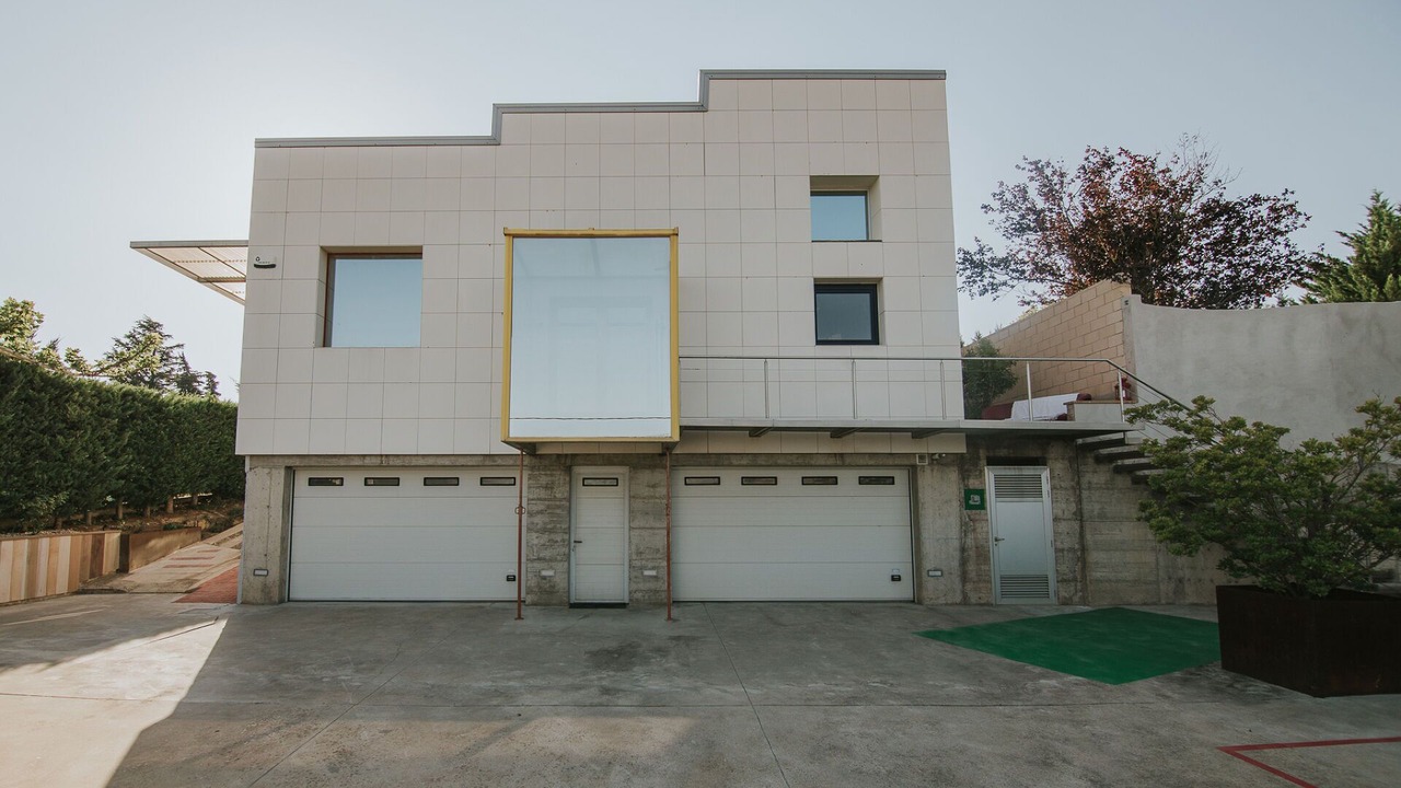 Photo of Outdoor in Brinas