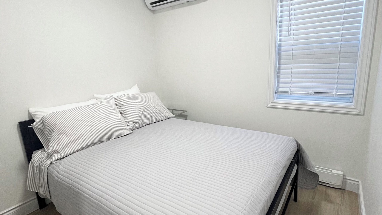 Photo of Bedroom in Walkerville