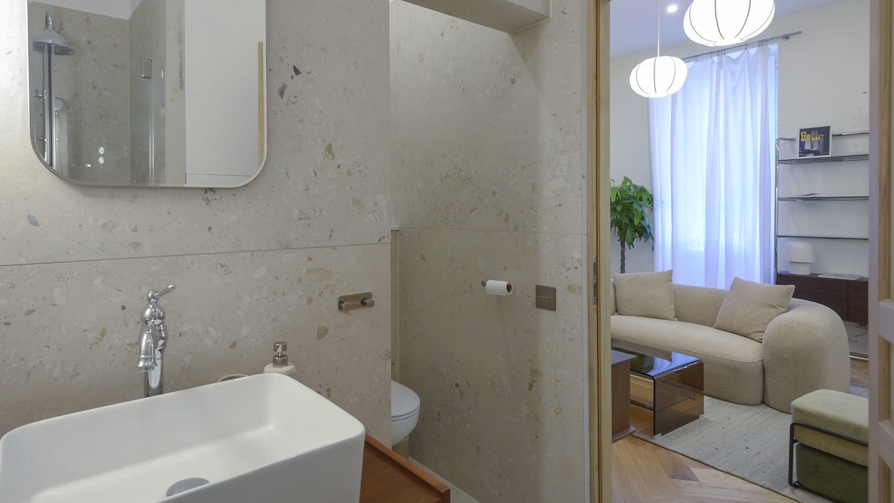Photo of Bathroom in Saint-Lambert