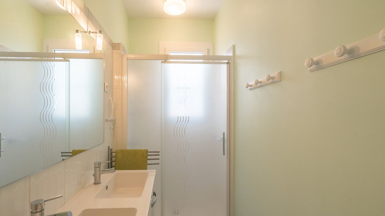 Photo of Bathroom in Royan