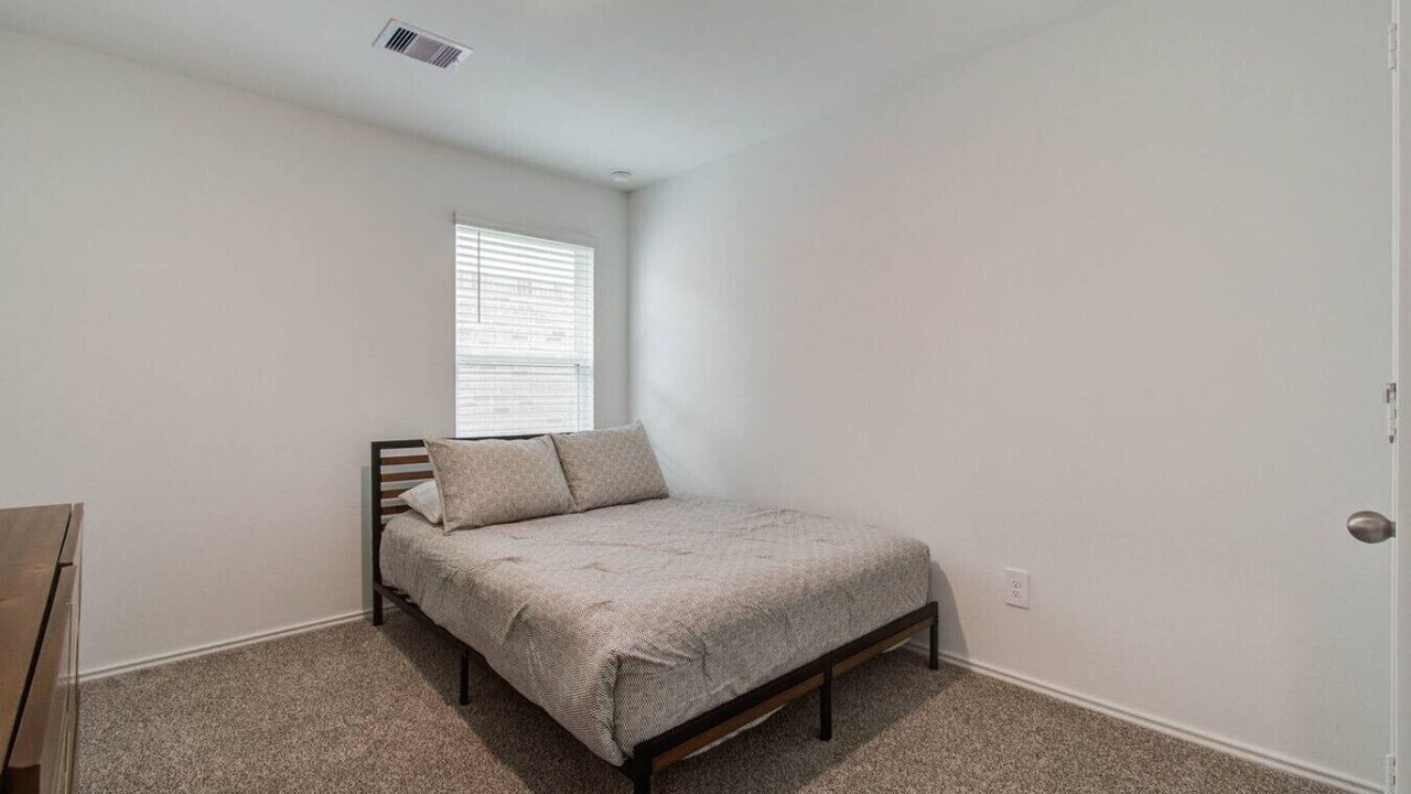 Photo of Bedroom in Spring