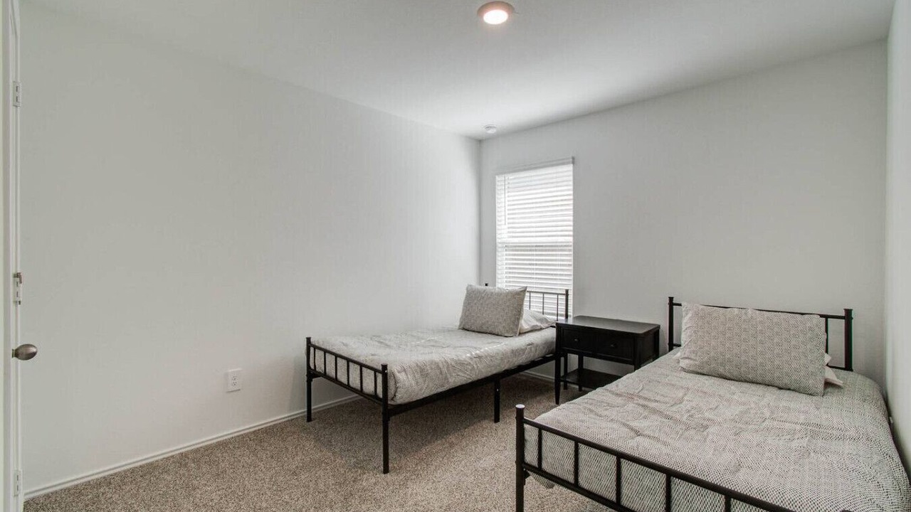 Photo of Bedroom in Spring