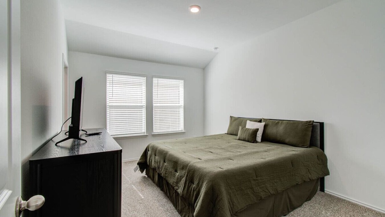 Photo of Bedroom in Spring