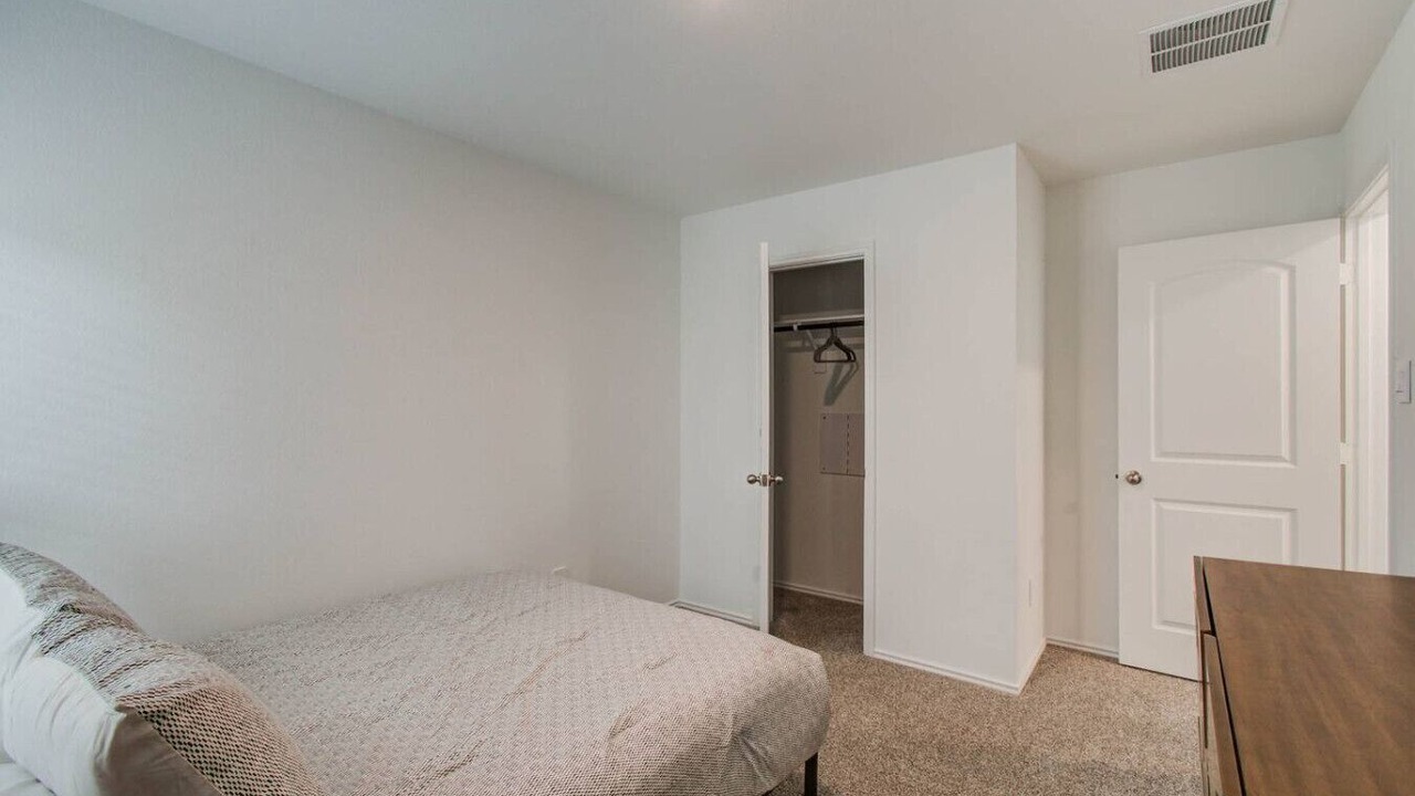 Photo of Bedroom in Spring