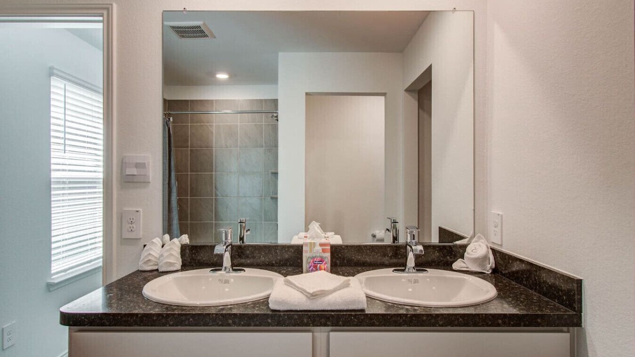 Photo of Bathroom in Spring
