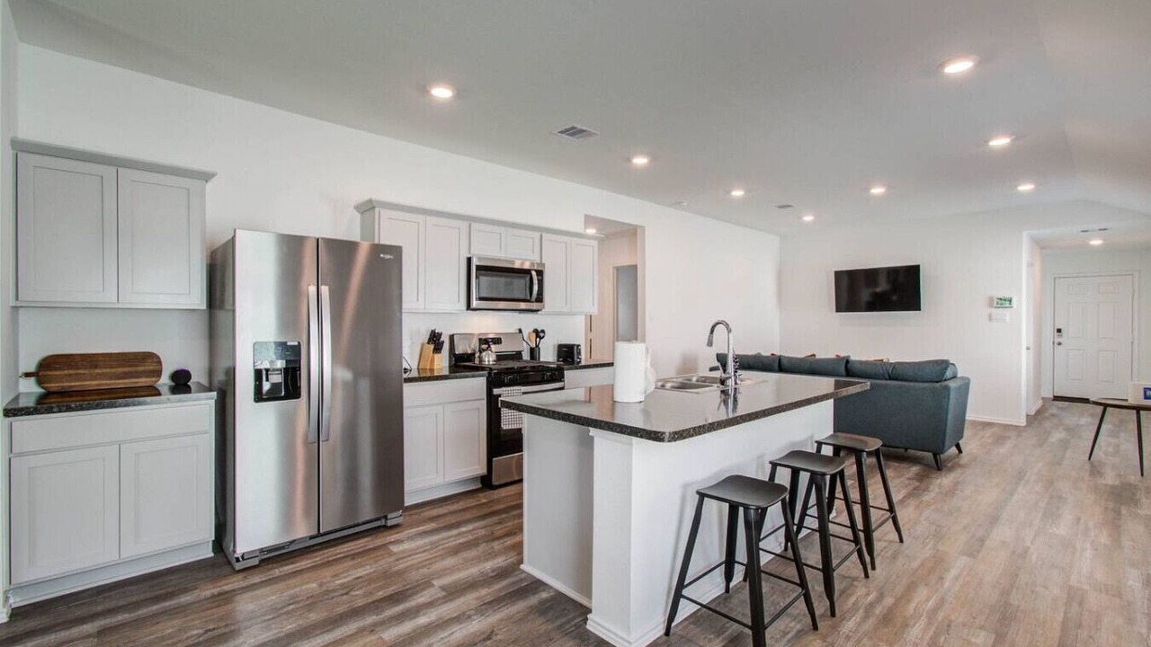 Photo of Kitchen in Spring