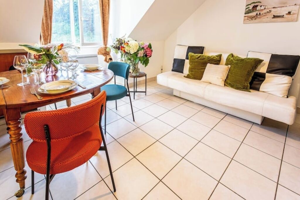 Photo of Others in Saint-James