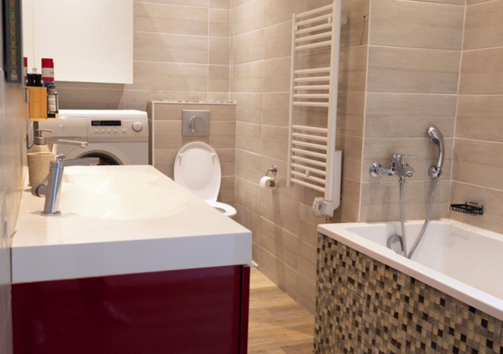 Photo of Bathroom in Lambersart