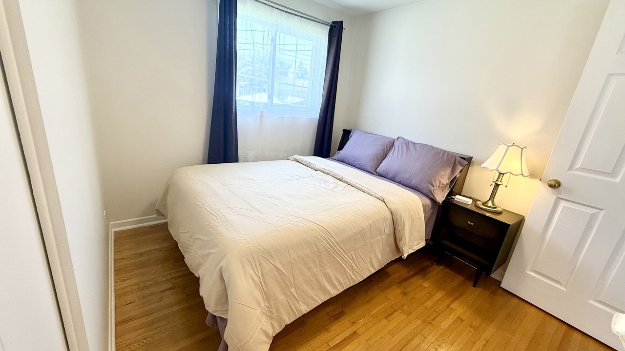 Photo of Bedroom in Saint-Hubert