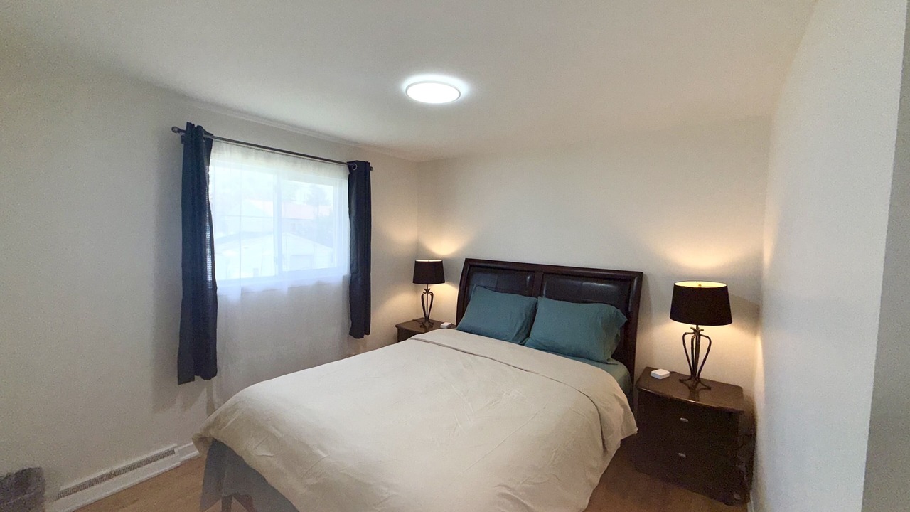 Photo of Bedroom in Saint-Hubert