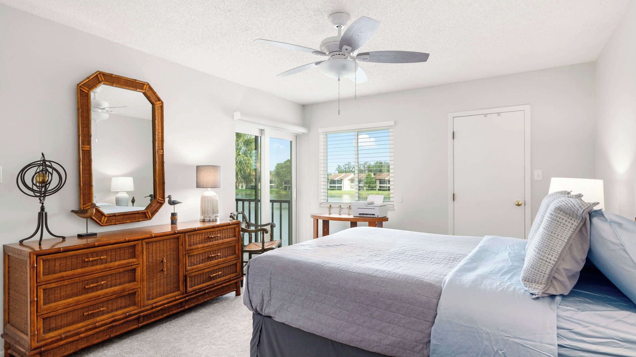 Photo of Bedroom in Oldsmar