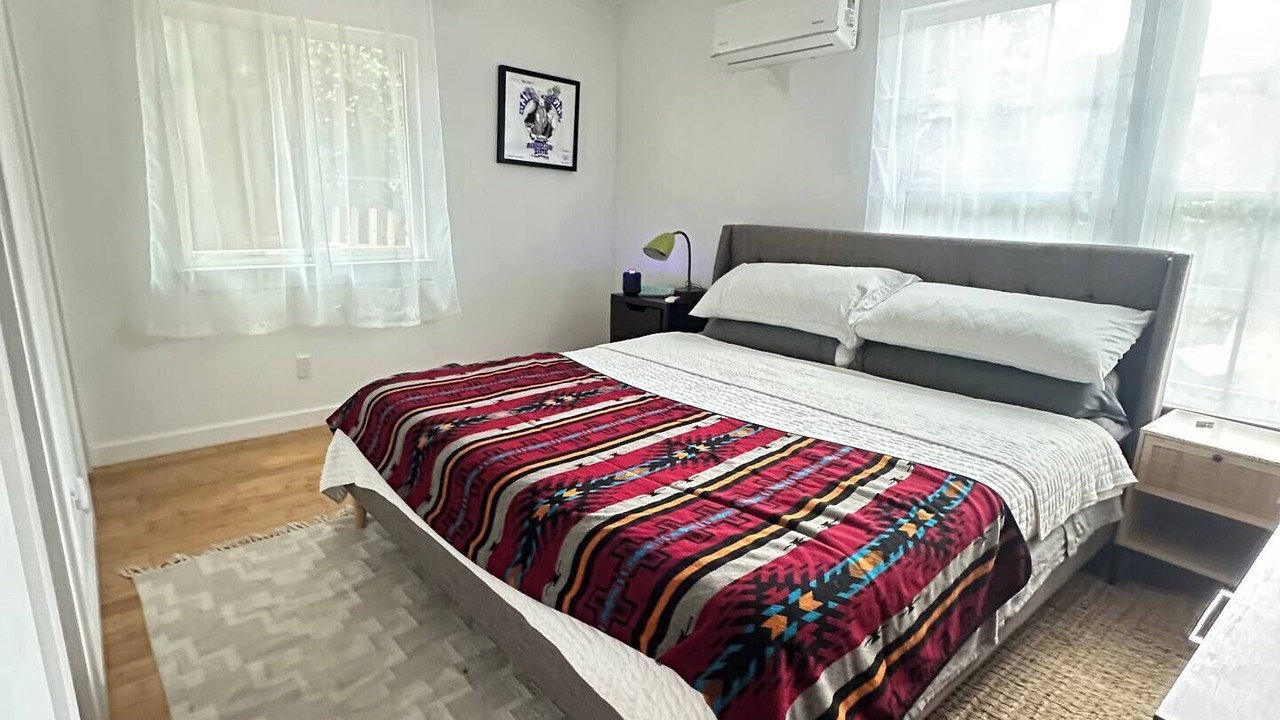 Photo of Bedroom in Rosewood
