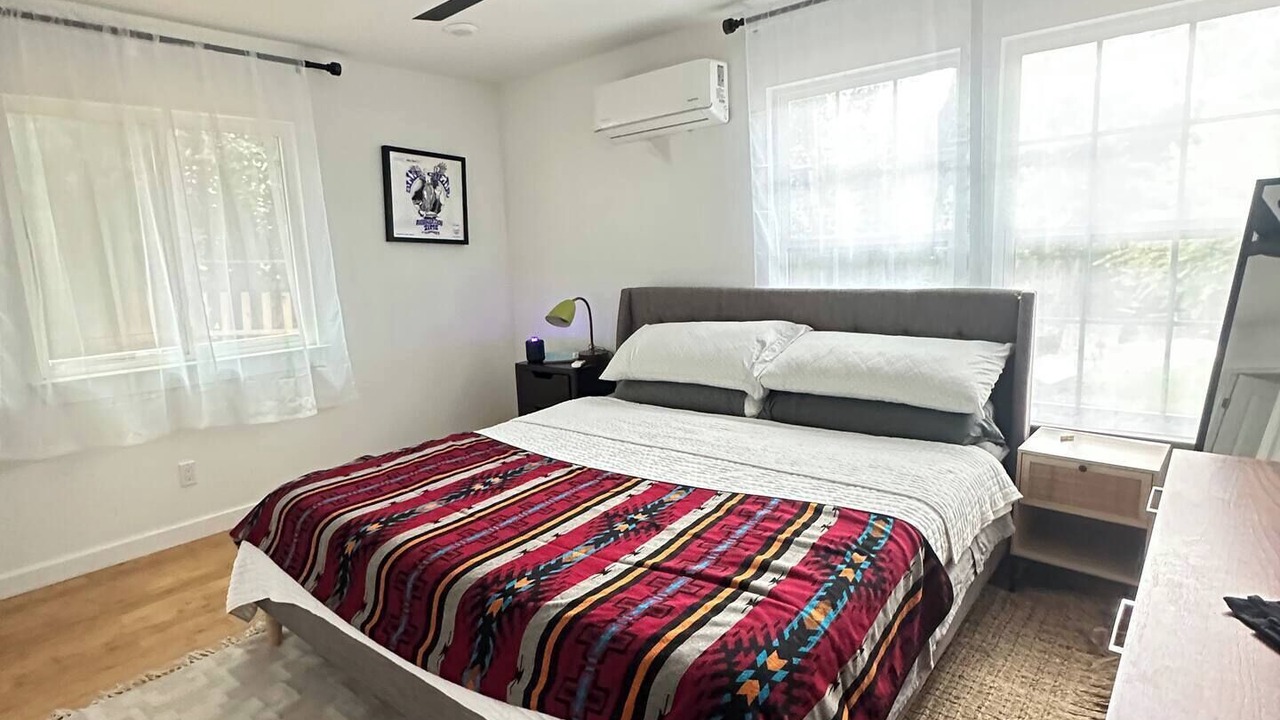 Photo of Bedroom in Rosewood