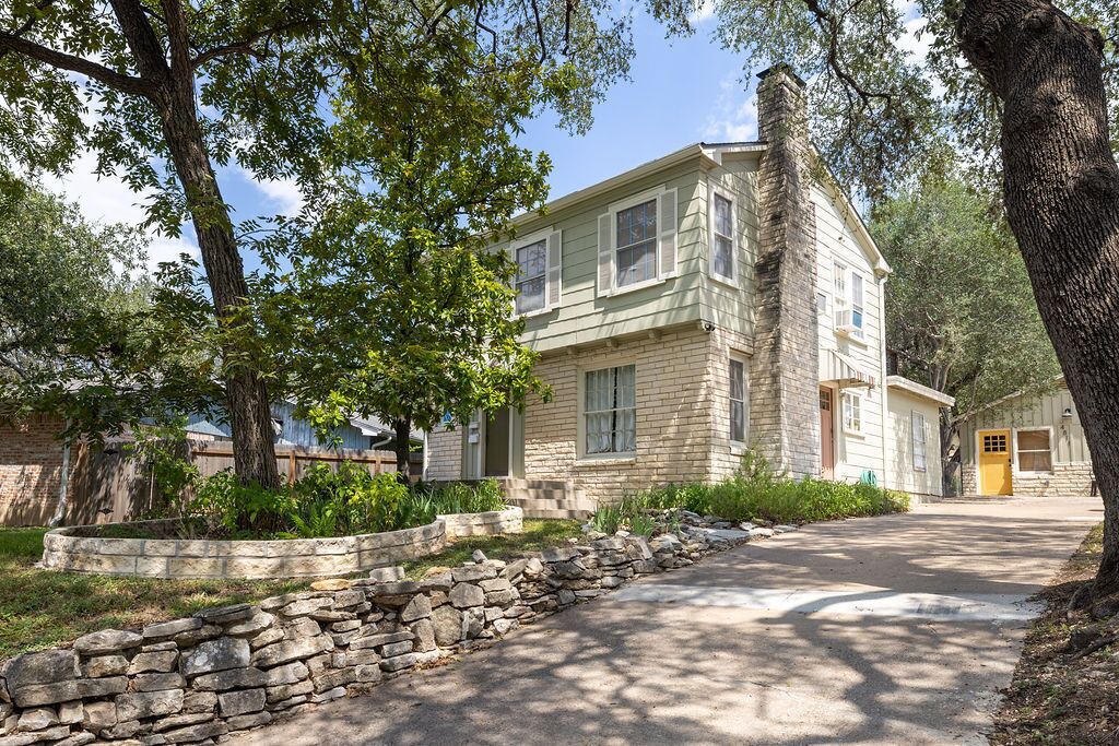 Photo of Outdoor in Rosedale