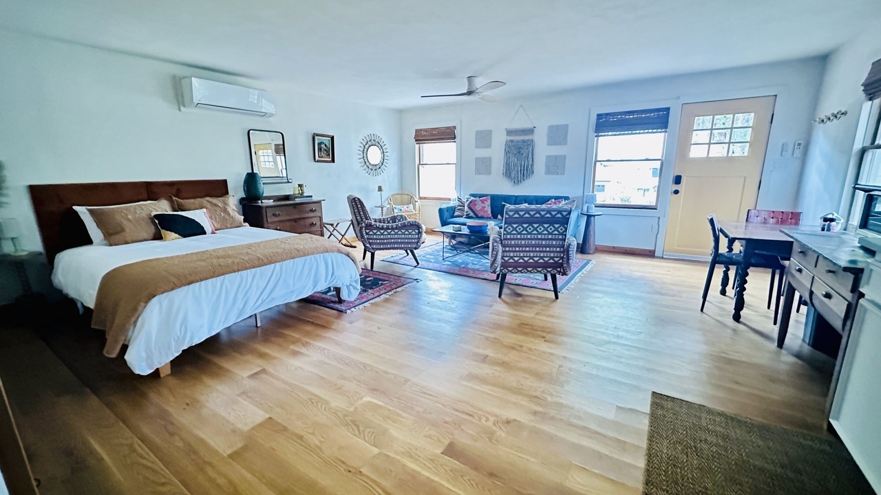 Photo of Bedroom in Rosedale
