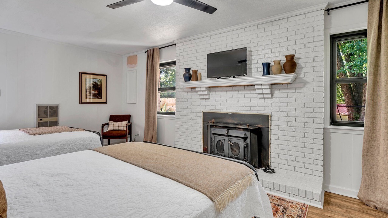 Photo of Bedroom in Inglefield