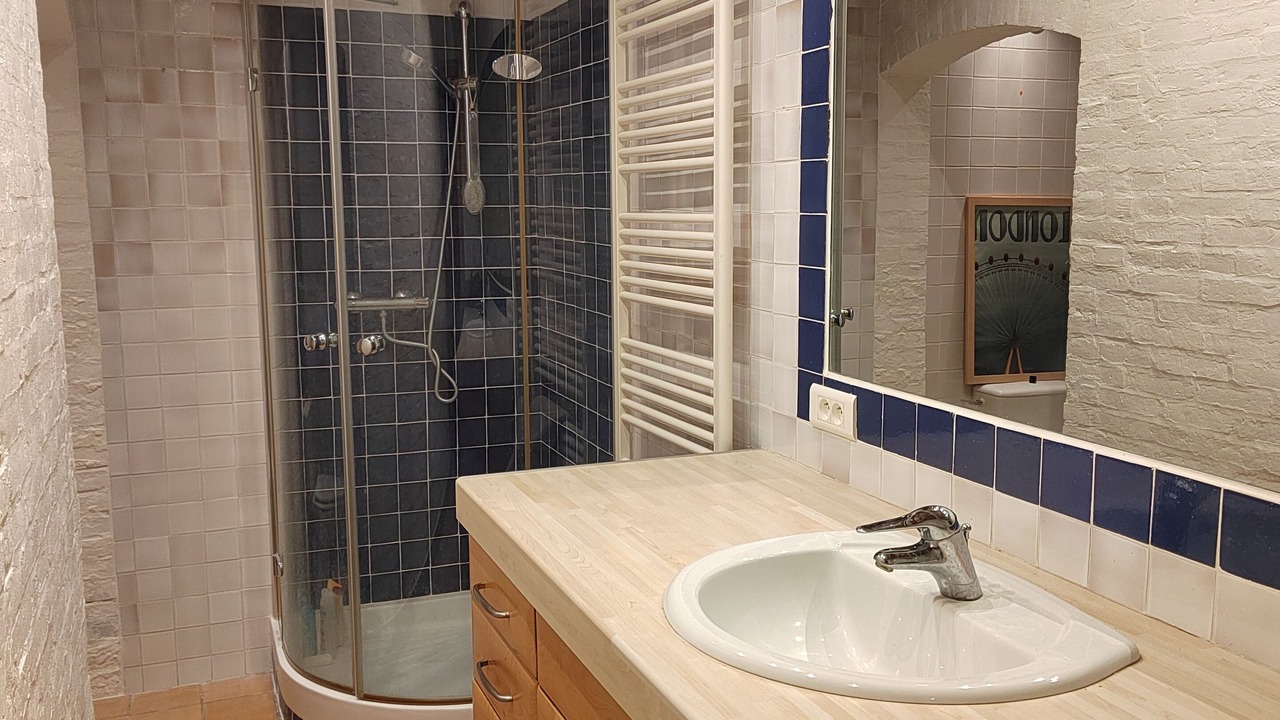 Photo of Bathroom in Saint-Florentin