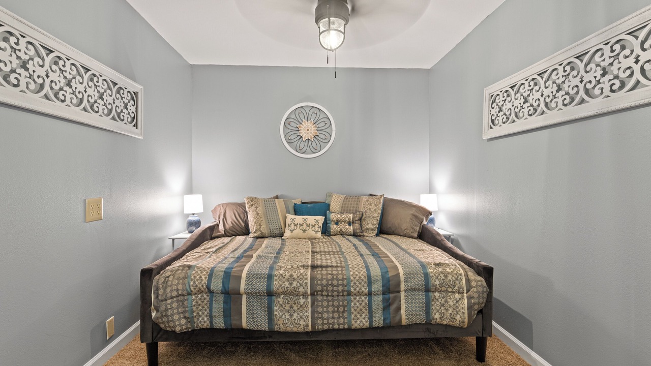 Photo of Bedroom in Marshall